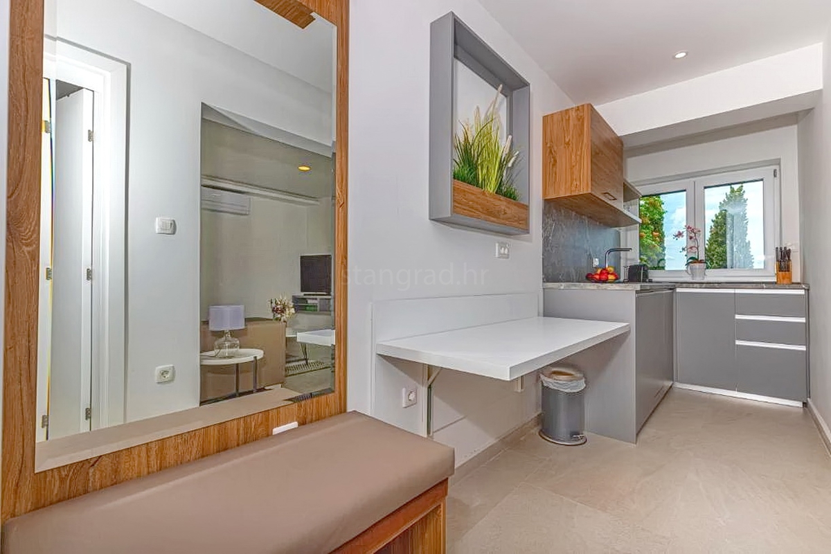 Crikvenica, villa con otto unità abitative in un'ottima posizione!