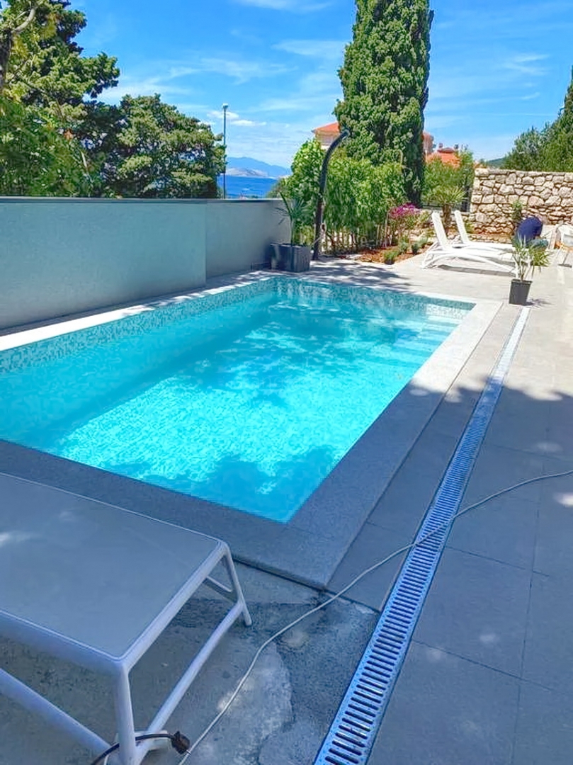 Crikvenica, villa con otto unità abitative in un'ottima posizione!