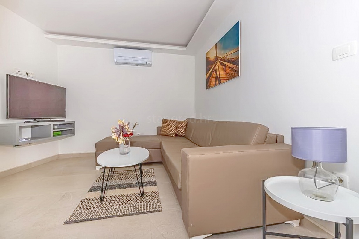 Crikvenica, villa con otto unità abitative in un'ottima posizione!