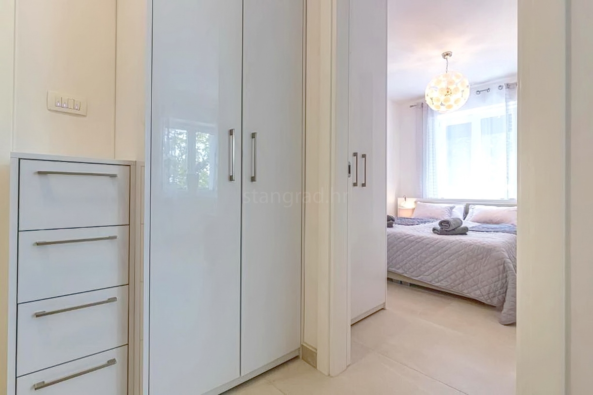 Crikvenica, villa con otto unità abitative in un'ottima posizione!