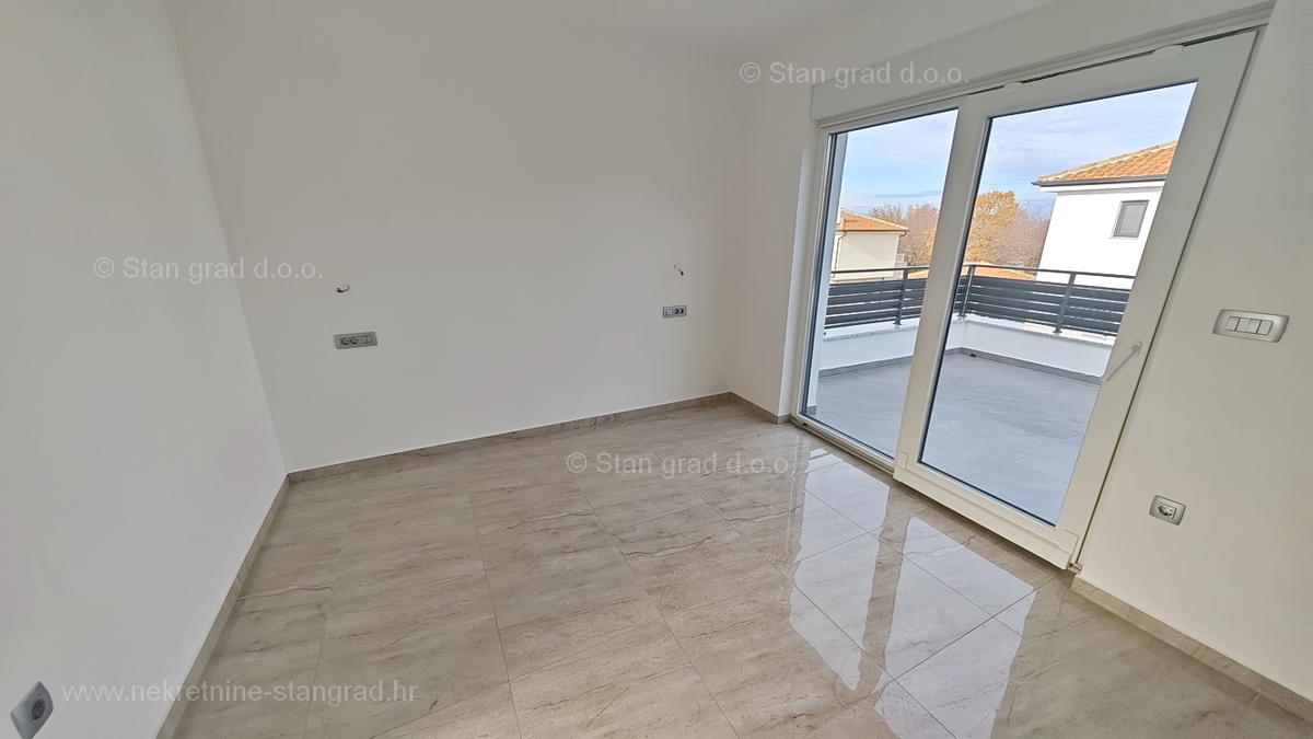 Malinska, moderna casa indipendente con piscina!