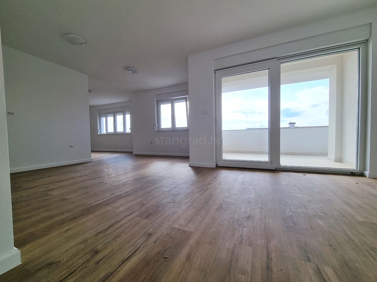 Crikvenica, spazioso appartamento con vista mare!