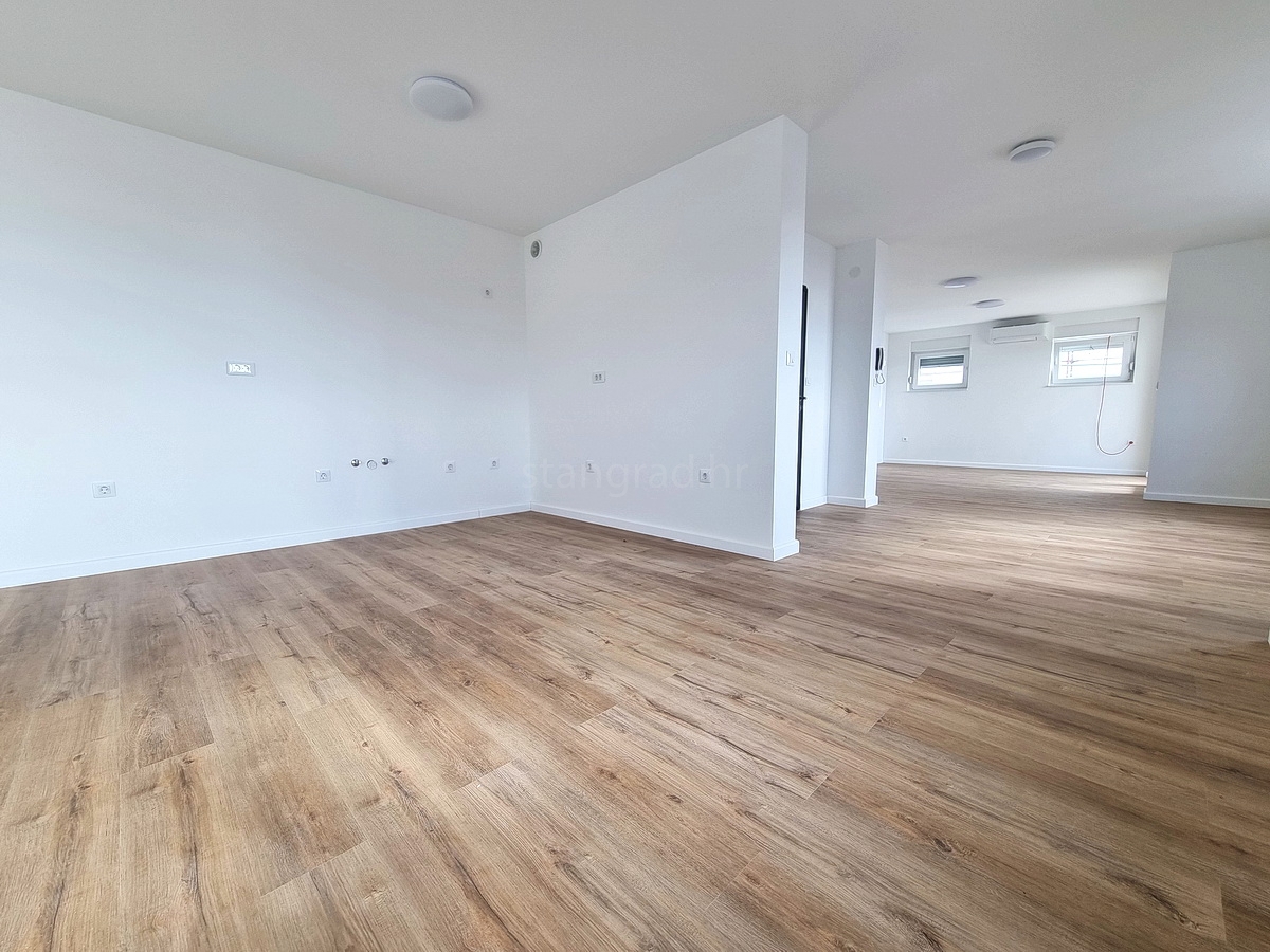 Crikvenica, spazioso appartamento con vista mare!