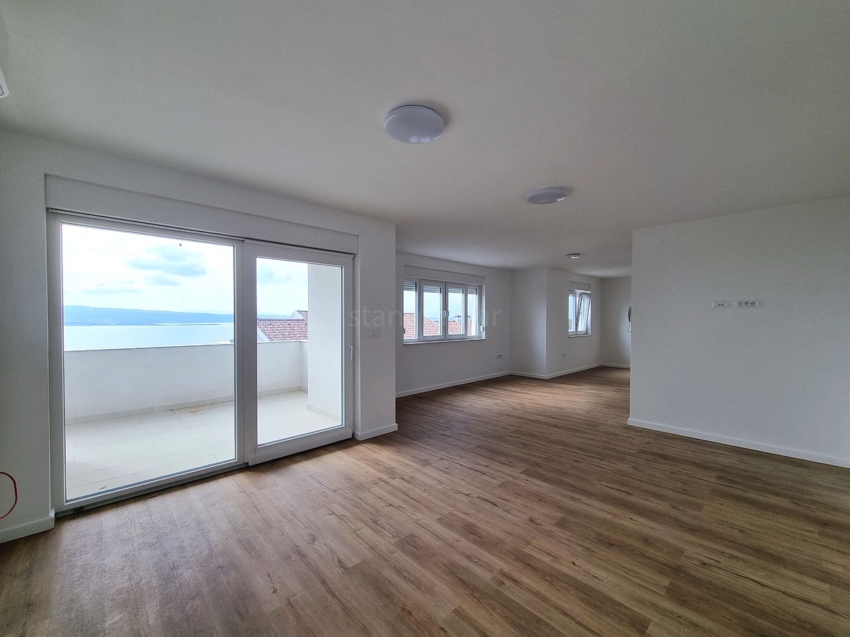 Crikvenica, spazioso appartamento con vista mare!