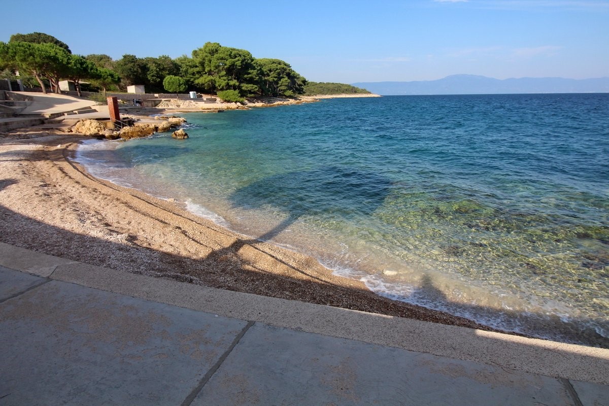 Malinska, casa al mare, in vendita