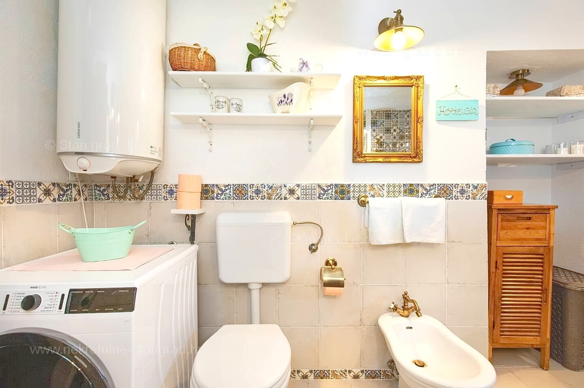 Malinska, dintorni, bella casa in pietra ristrutturata con piscina!