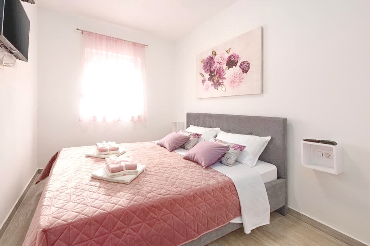 Baia Soline, appartamento arredato al 1° piano vicino al mare!