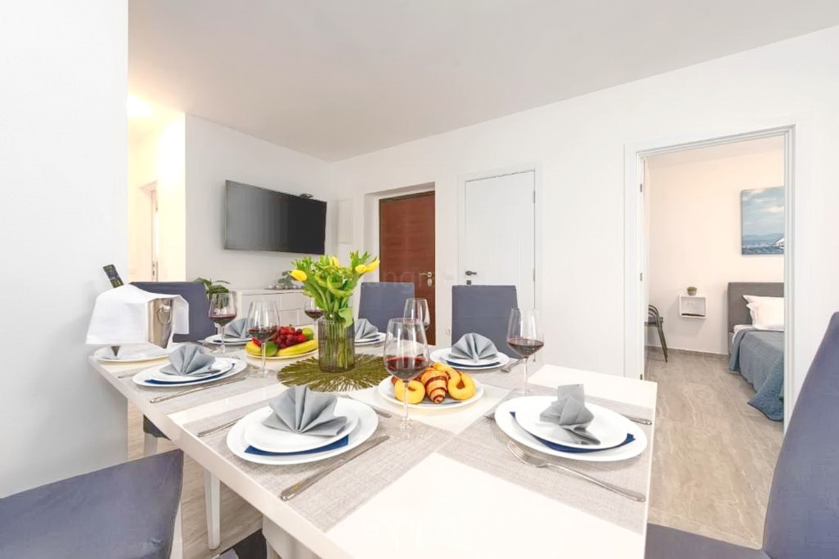 Baia Soline, appartamento arredato al 1° piano vicino al mare!