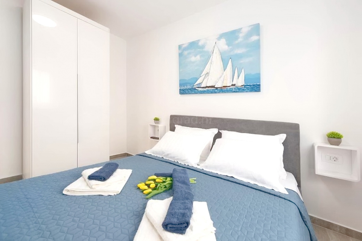 Baia Soline, appartamento arredato al 1° piano vicino al mare!