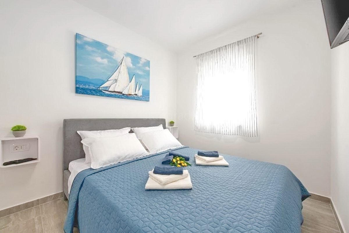 Baia Soline, appartamento arredato al 1° piano vicino al mare!