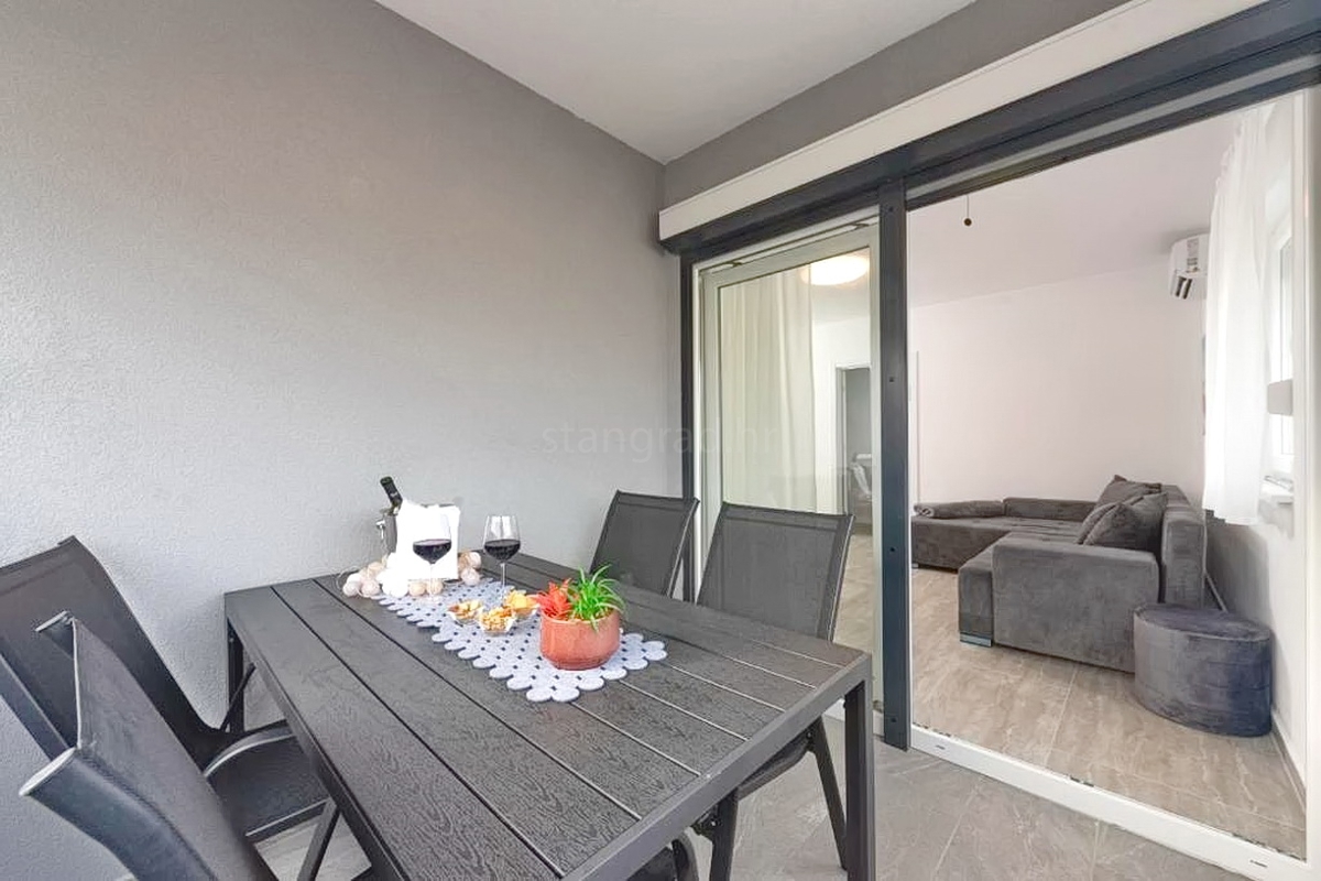 Baia Soline, appartamento arredato al 1° piano vicino al mare!