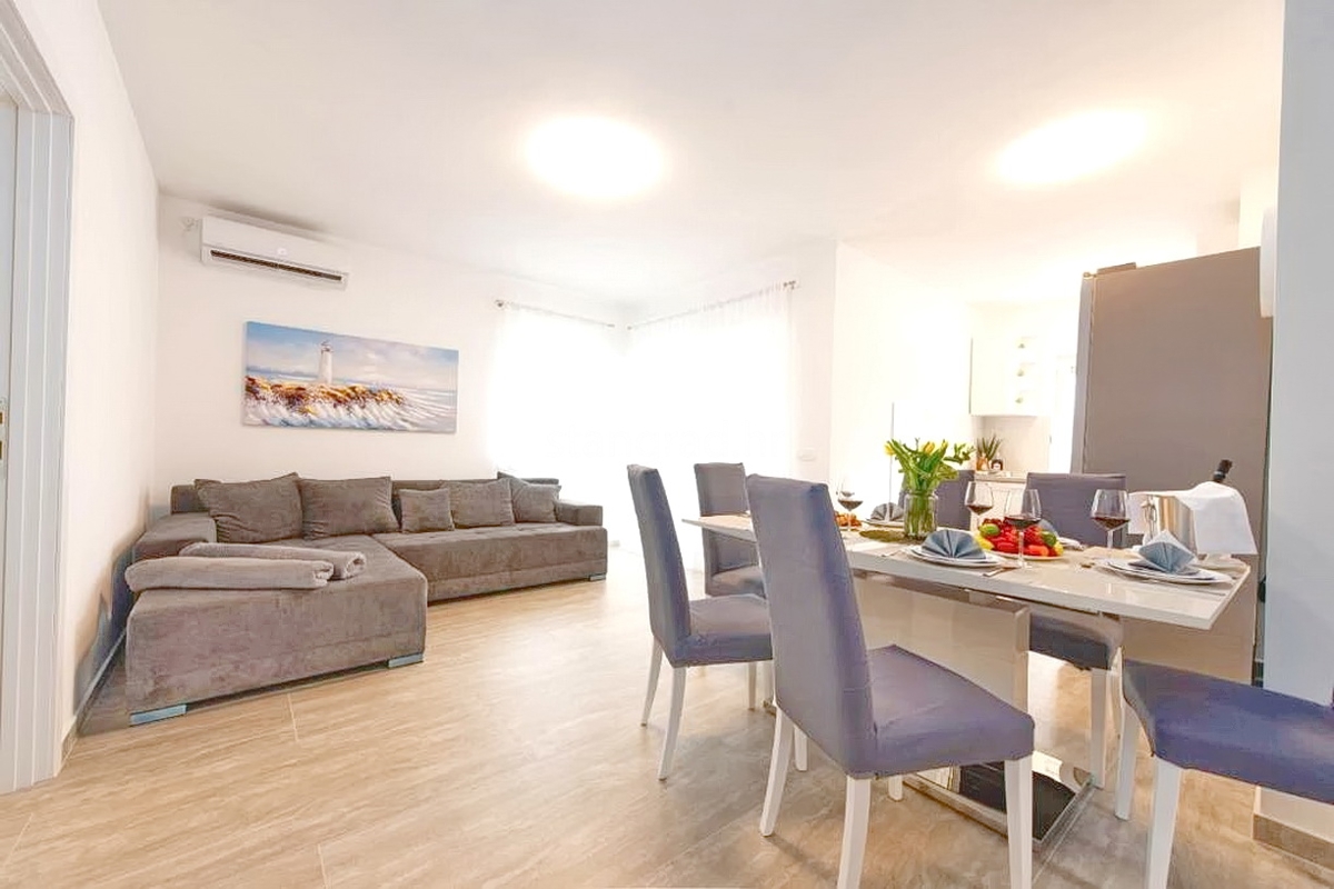 Baia Soline, appartamento arredato al 1° piano vicino al mare!