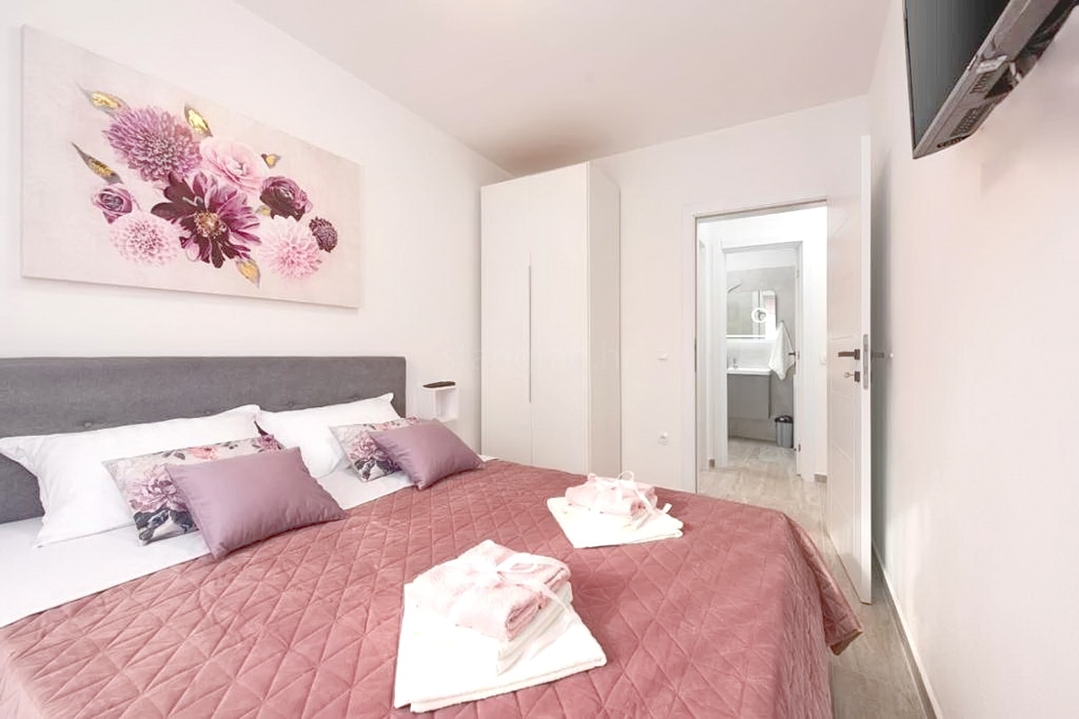 Baia Soline, appartamento arredato al 1° piano vicino al mare!