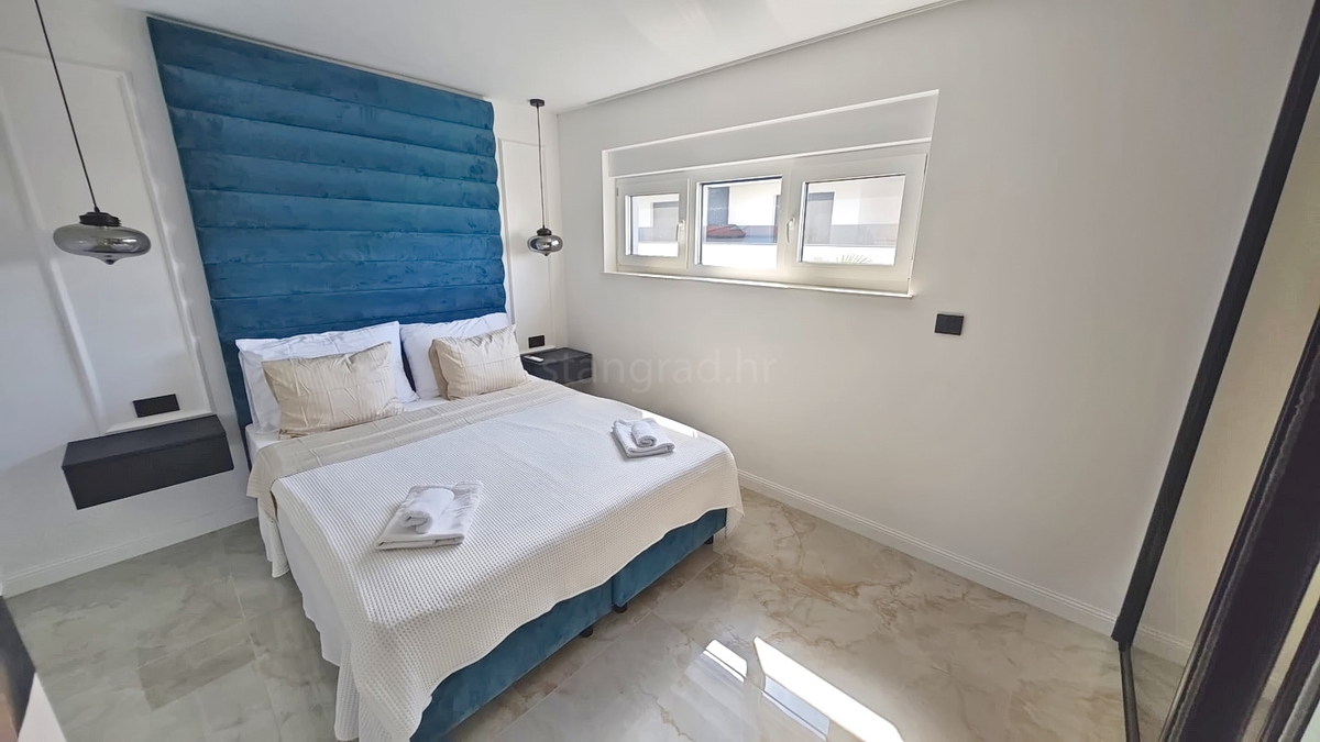 Malinska, appartamento appena ristrutturato al 1° piano in un'ottima posizione!