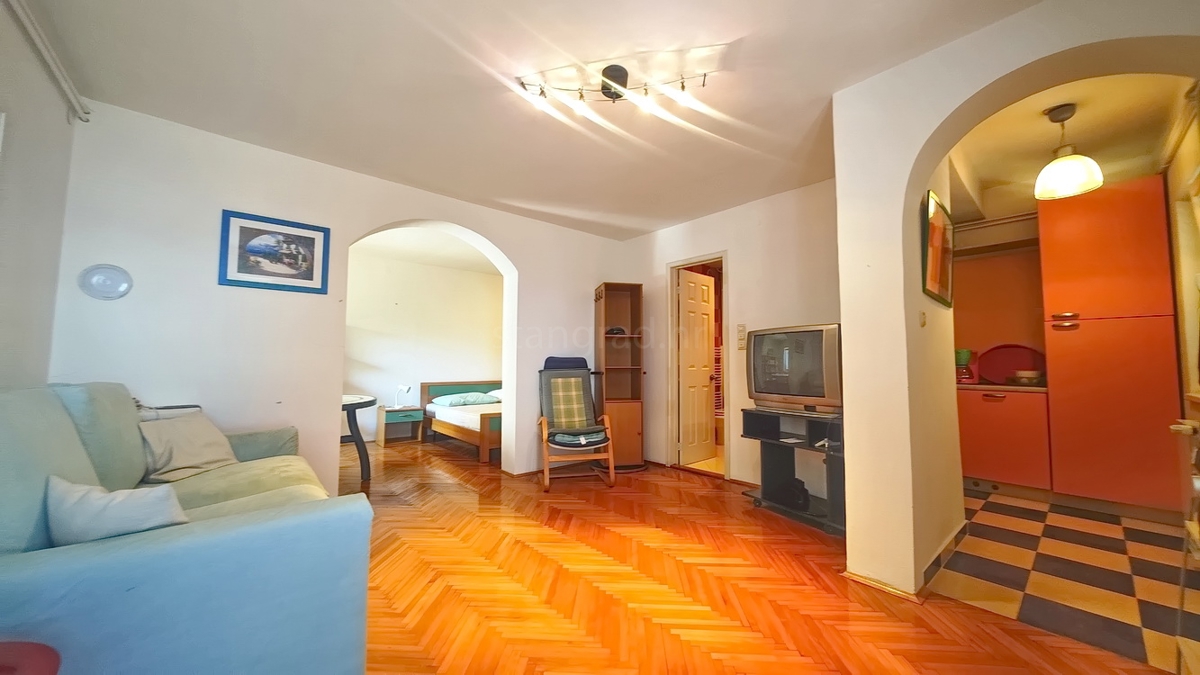 Crikvenica, villa indipendente con 4 unità abitative, vicino al mare!