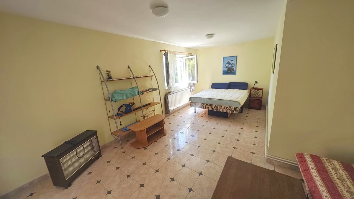 Crikvenica, villa indipendente con 4 unità abitative, vicino al mare!