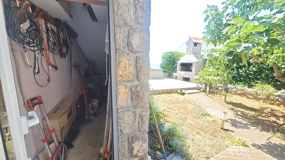 Crikvenica, villa indipendente con 4 unità abitative, vicino al mare!