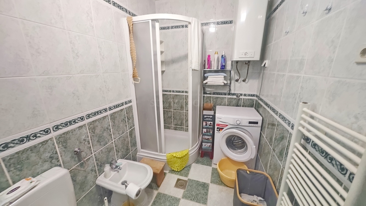 Crikvenica, villa indipendente con 4 unità abitative, vicino al mare!