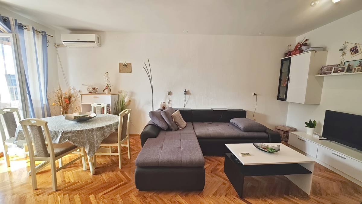 Krk, appartamento arredato al 1° piano in ottima posizione!