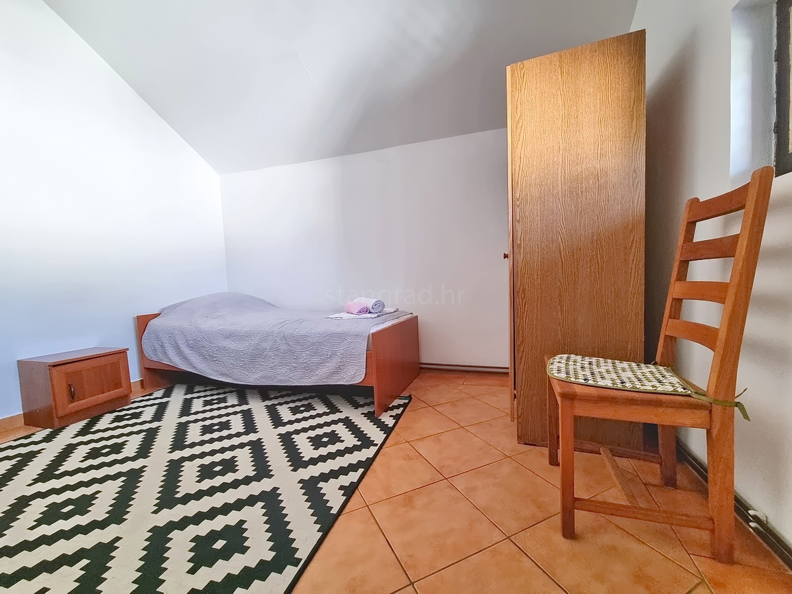 Malinska, appartamento al 2° piano vicino al centro e al mare con vista!