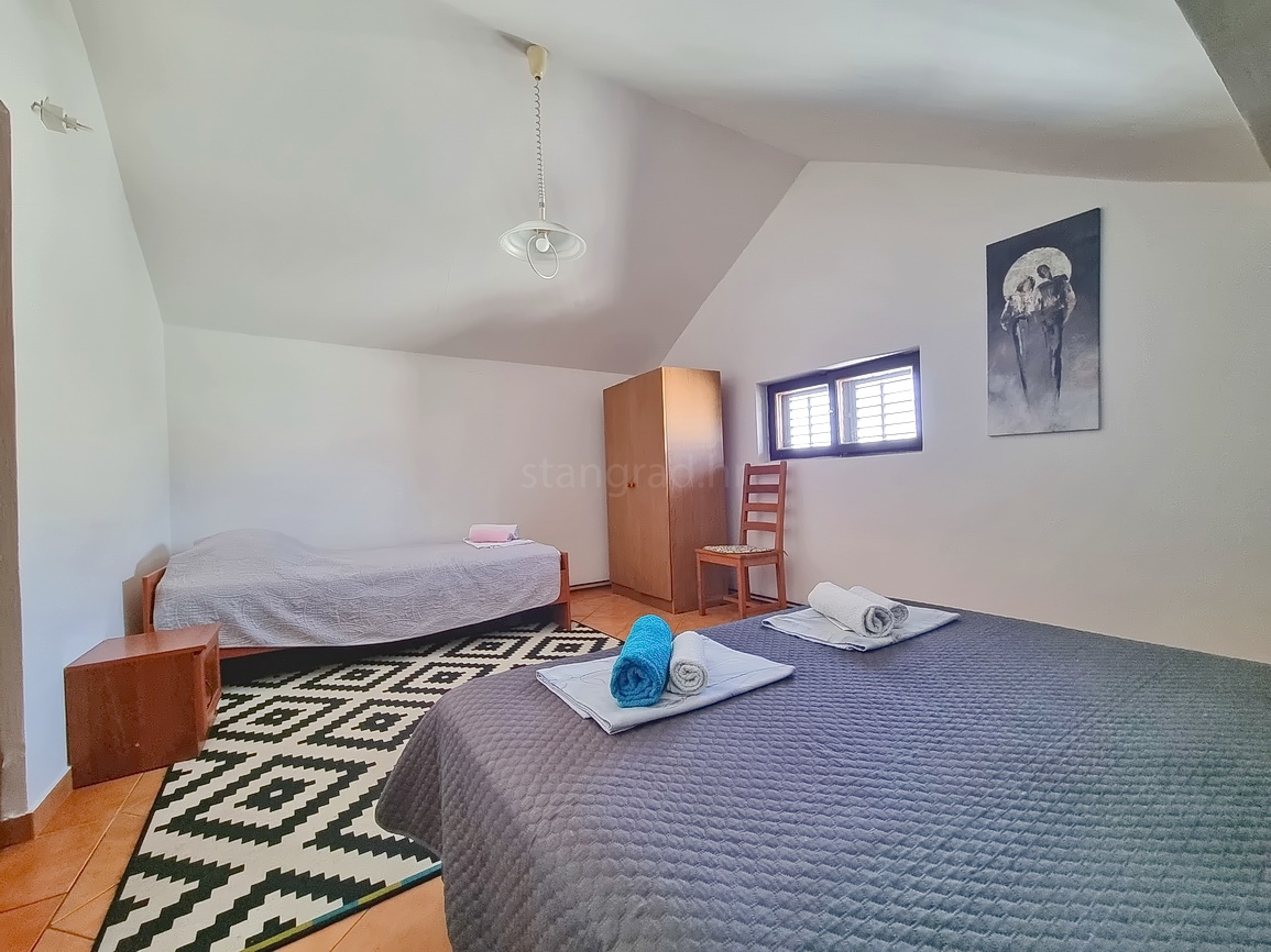 Malinska, appartamento al 2° piano vicino al centro e al mare con vista!