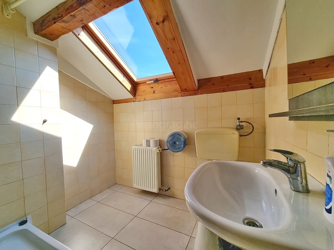 Malinska, appartamento al 2° piano vicino al centro e al mare con vista!