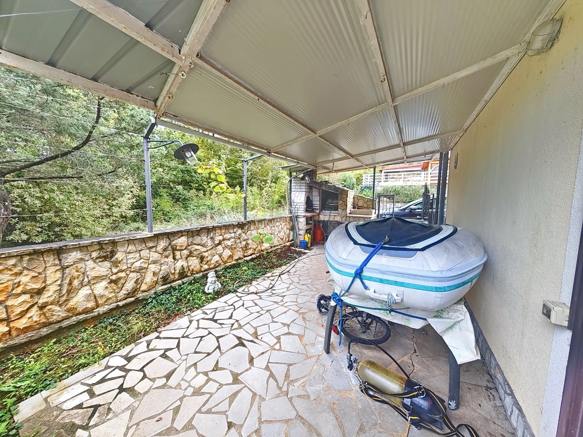 Soline Bay, appartamento al piano terra con terrazza coperta!