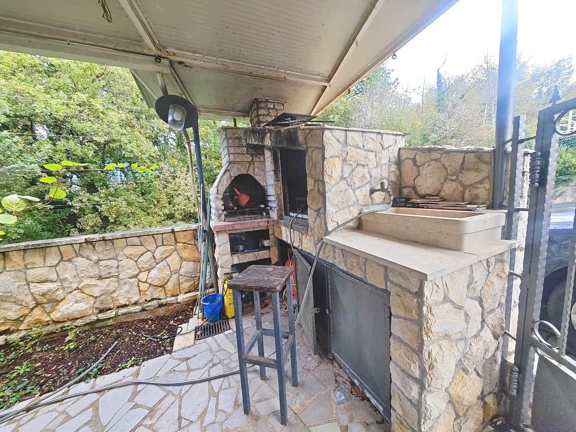 Soline Bay, appartamento al piano terra con terrazza coperta!