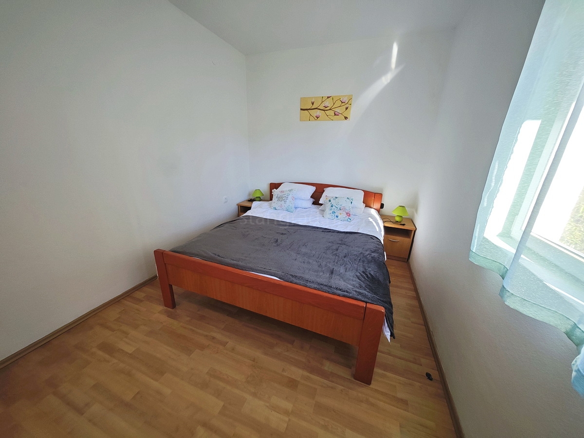 Baška, due appartamenti vicino al mare con vista!