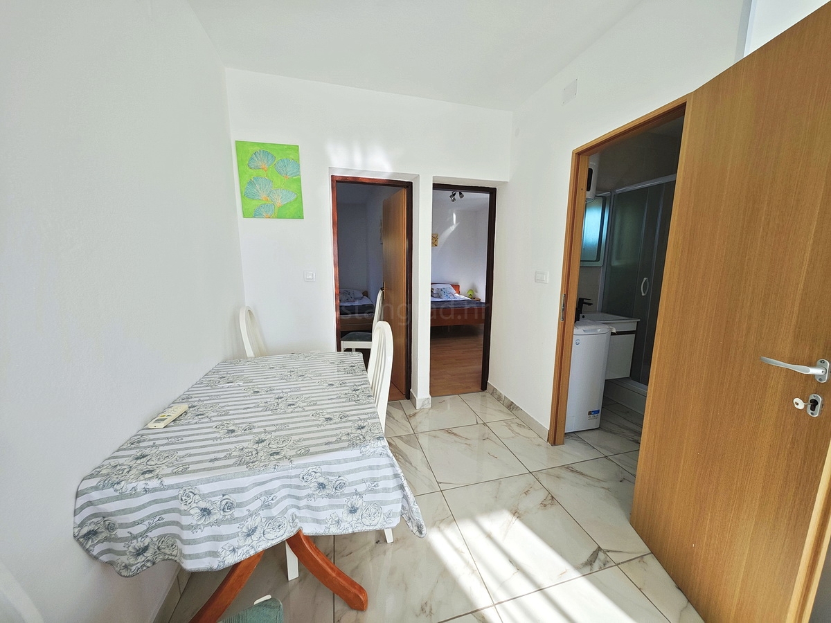 Baška, due appartamenti vicino al mare con vista!