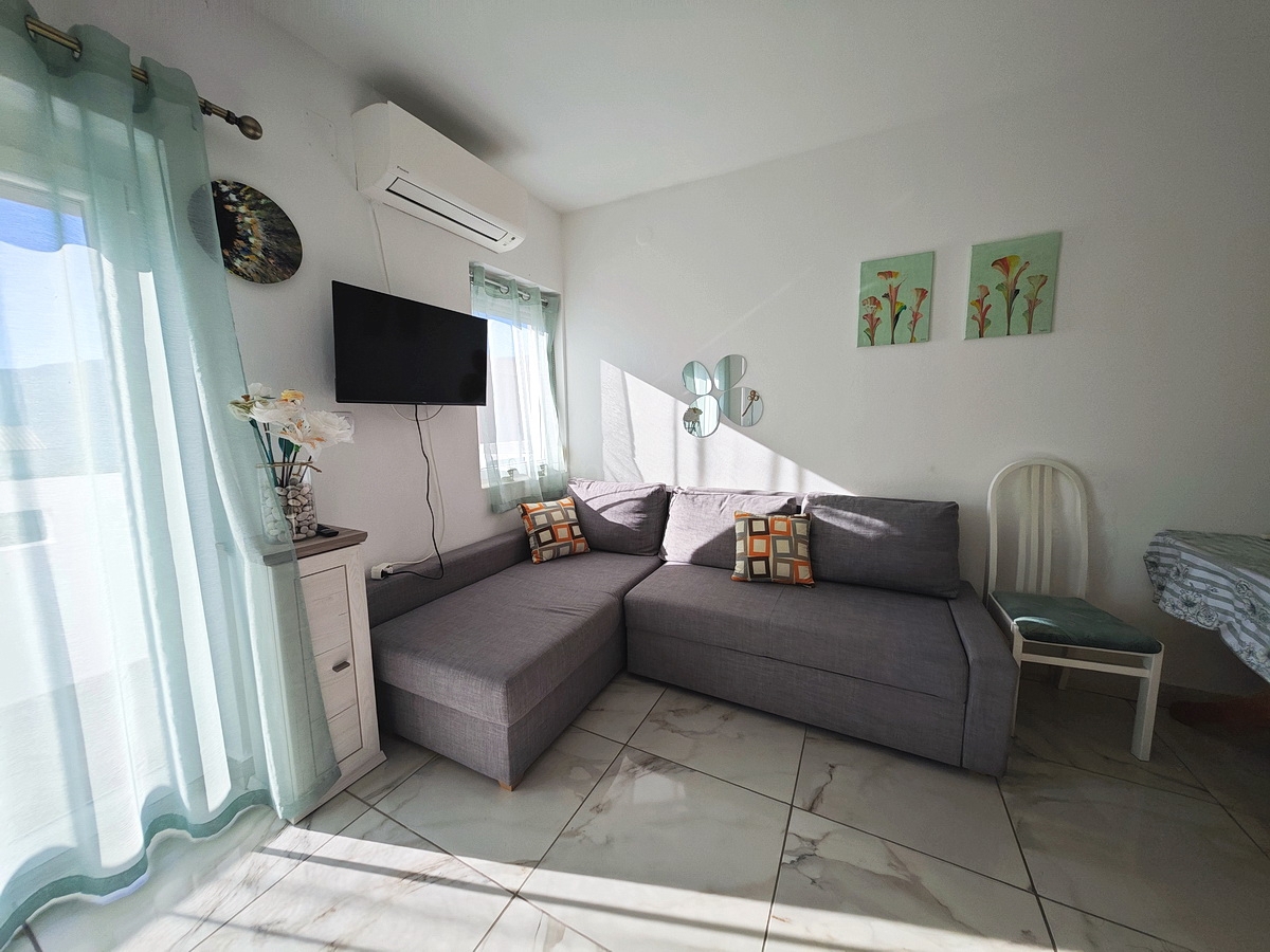 Baška, due appartamenti vicino al mare con vista!