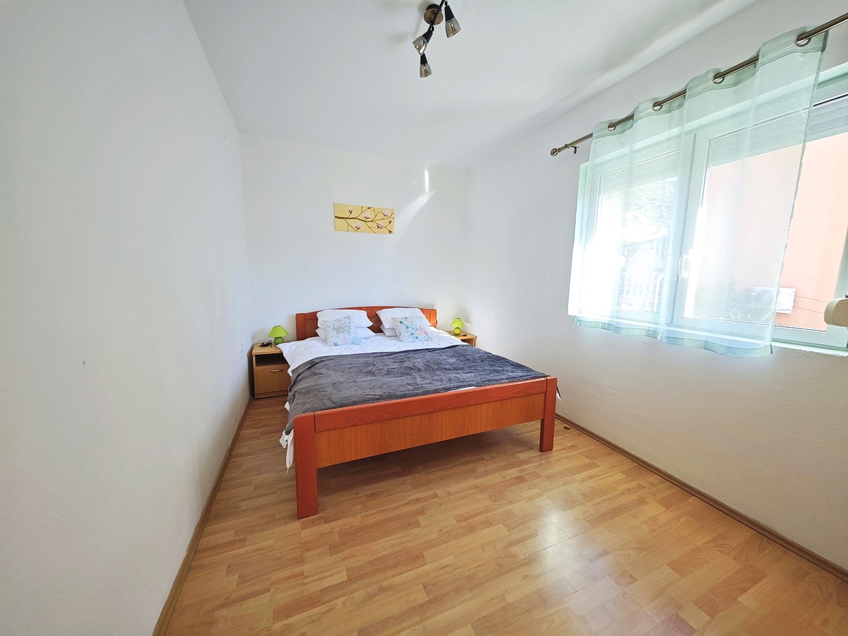 Baška, due appartamenti vicino al mare con vista!