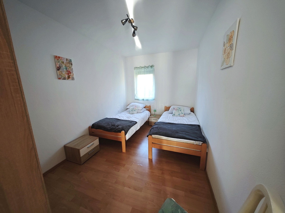 Baška, due appartamenti vicino al mare con vista!