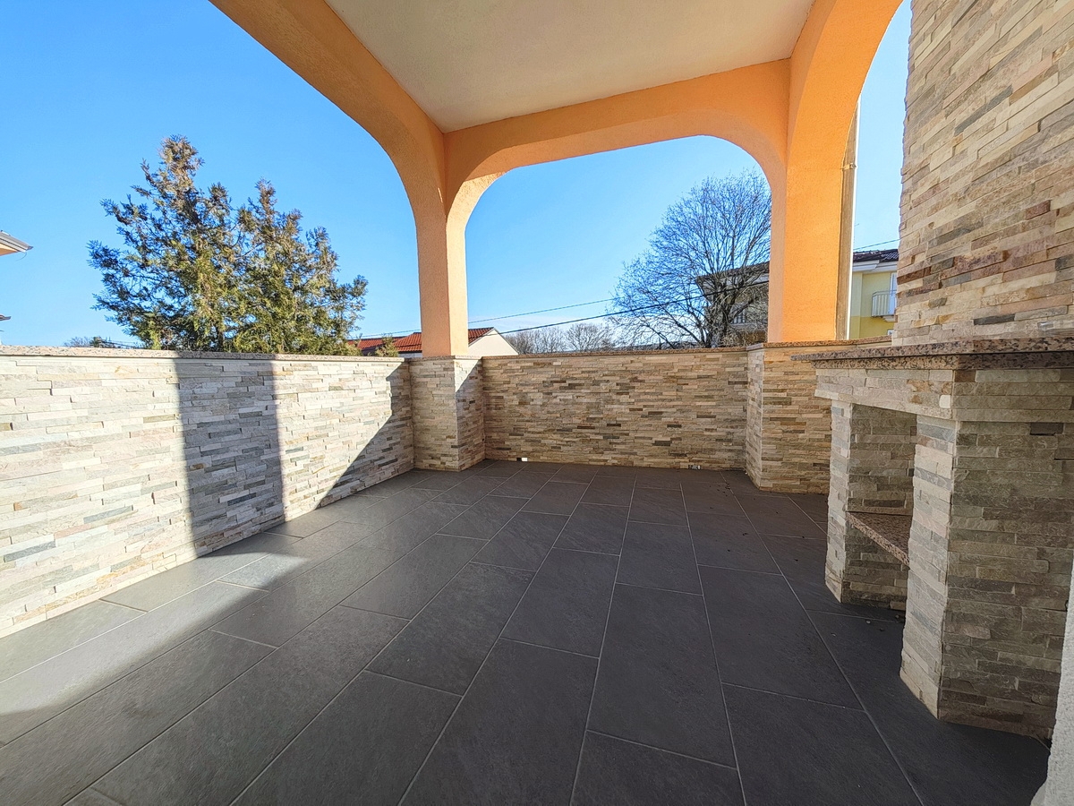 Malinska ditorni, due appartamenti con giardino e parcheggio!