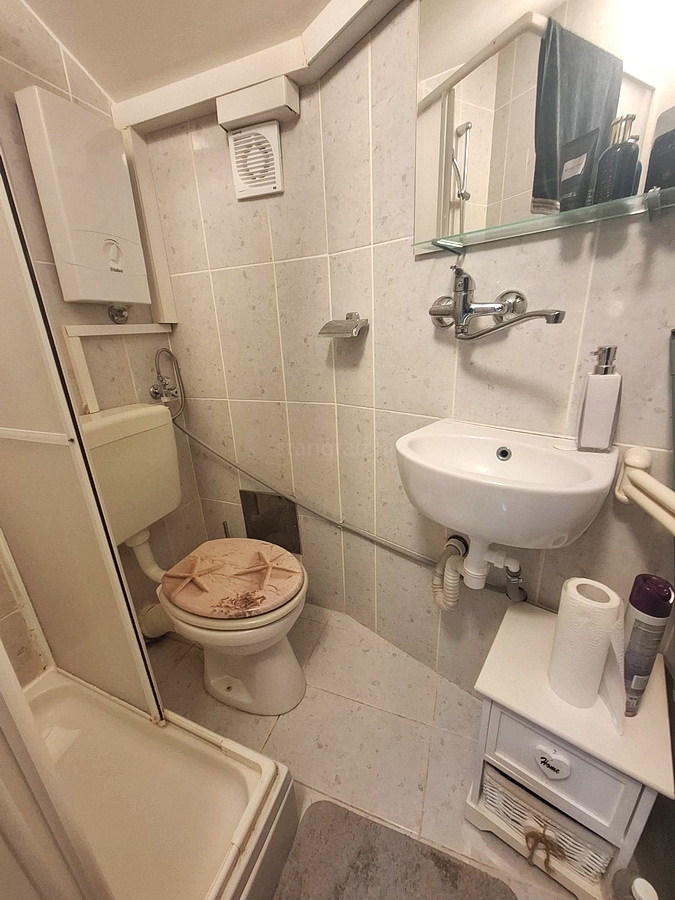 Crikvenica, appartamento arredato vicino al mare!