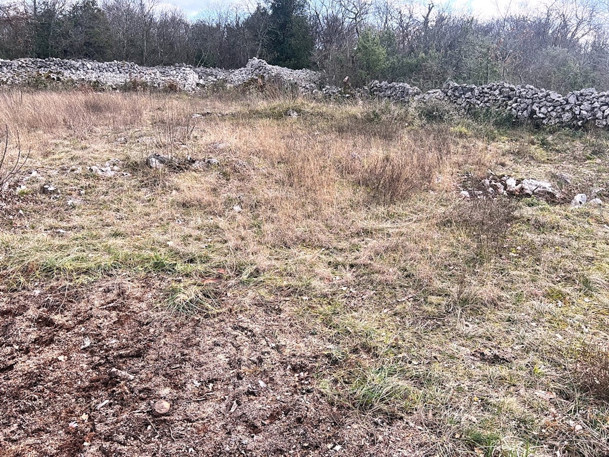 Malinska, terreno edificabile con vista panoramica sul mare, vendita!