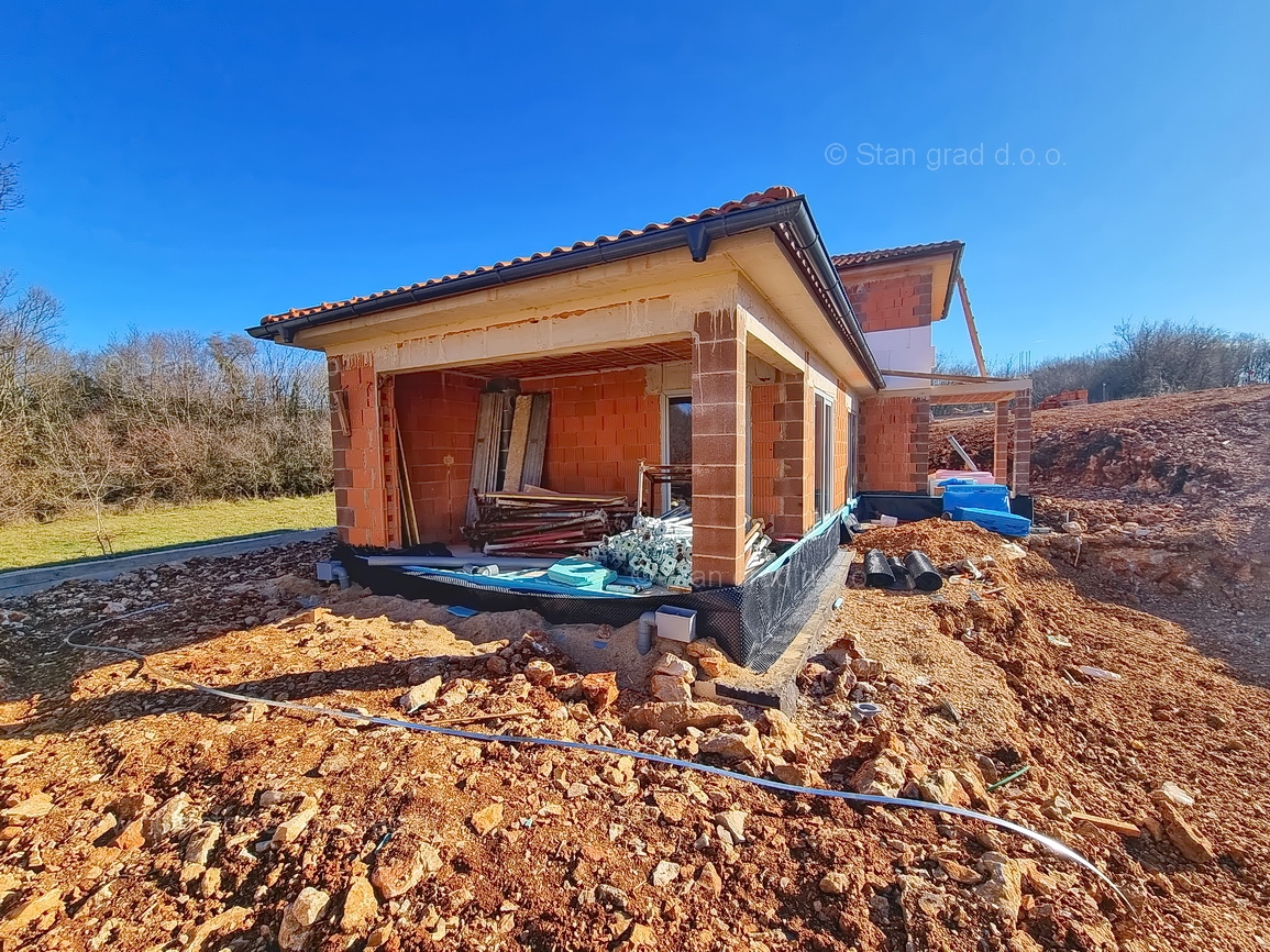 Dobrinj, dintorni, casa indipendente con giardino e piscina!