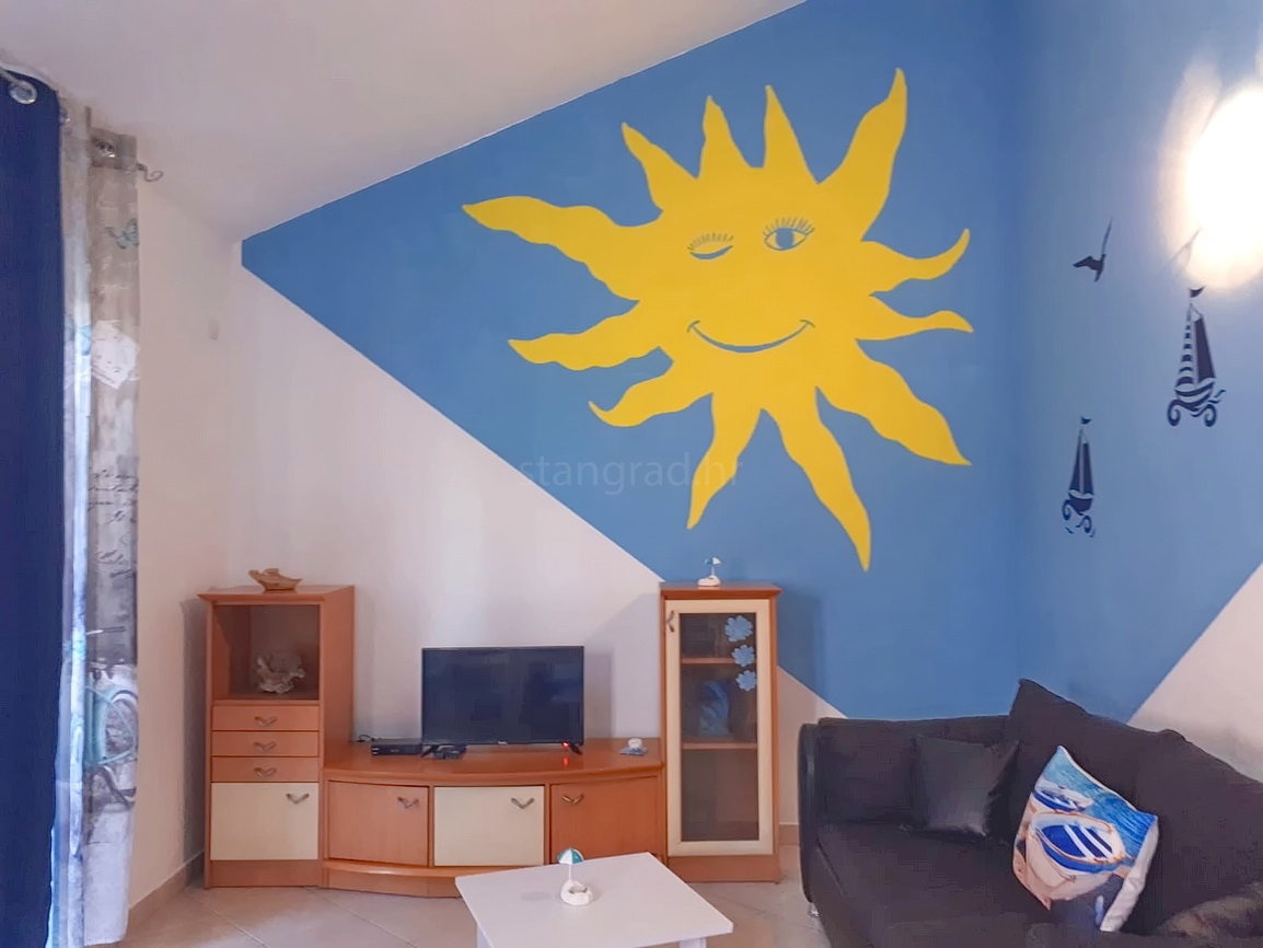 Šilo, appartamento con una camera da letto completamente arredato al 1° piano!