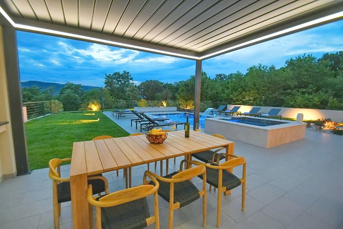 Krk, dintorni, villa mediterranea con ampio giardino!