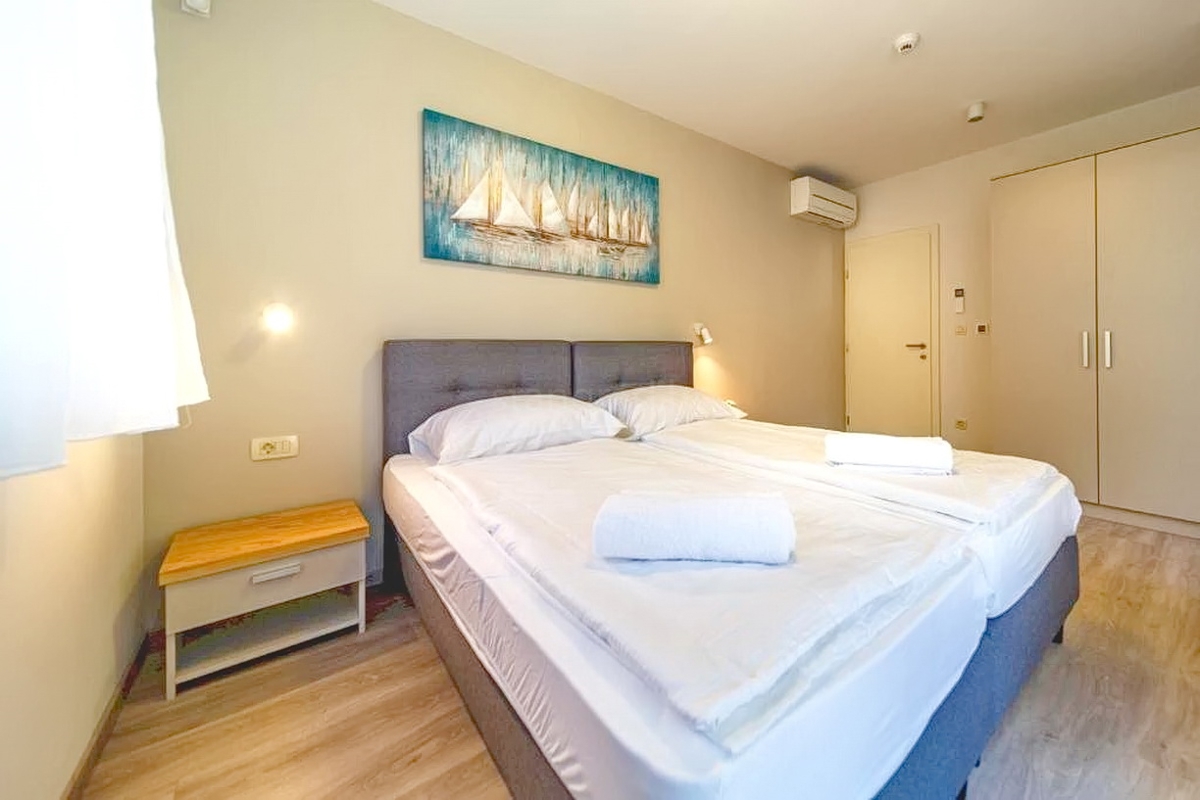 Malinska, lussuosa villa mediterranea con piscina e vista mare!