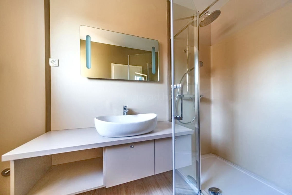 Malinska, lussuosa villa mediterranea con piscina e vista mare!