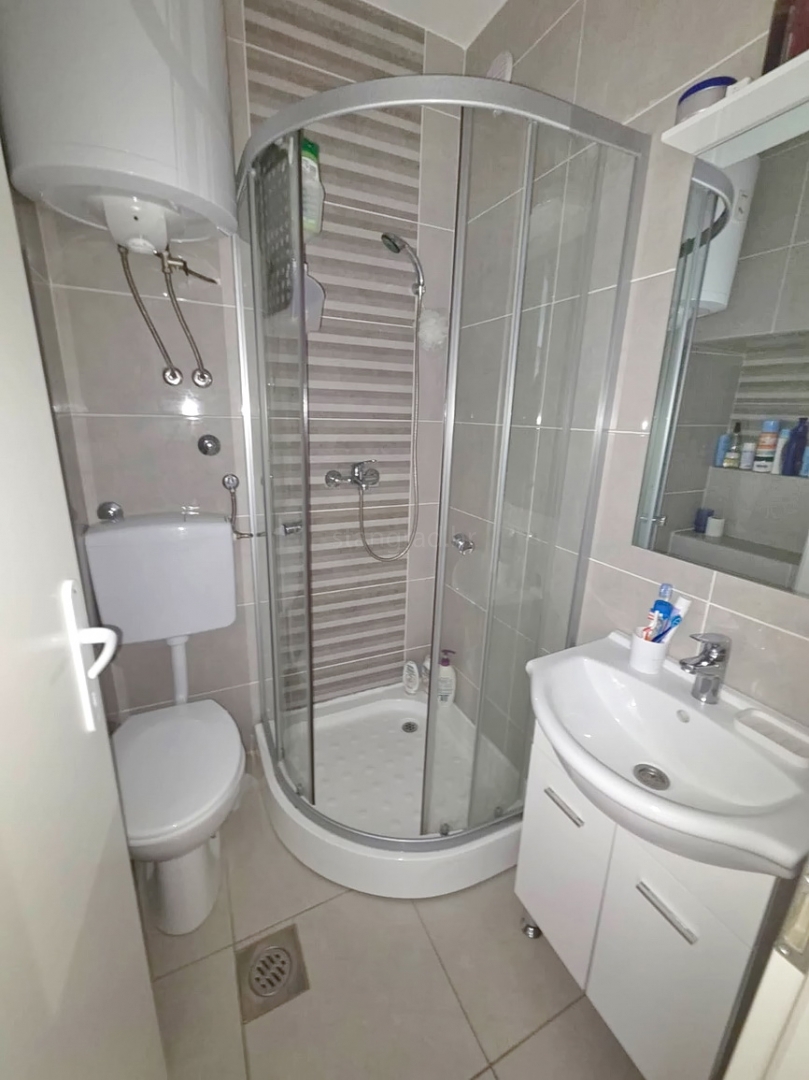 Crikvenica, appartamento con una camera da letto al piano terra vicino al mare!