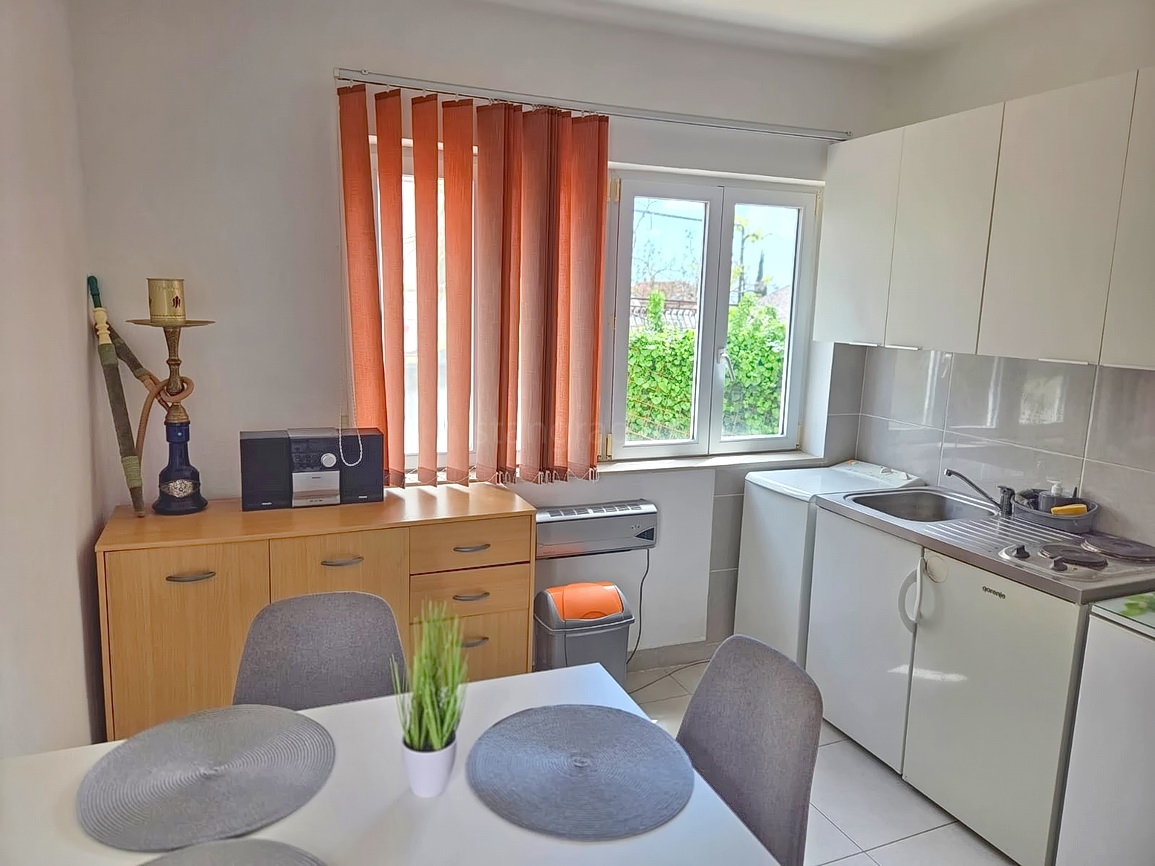 Crikvenica, appartamento con una camera da letto al piano terra vicino al mare!