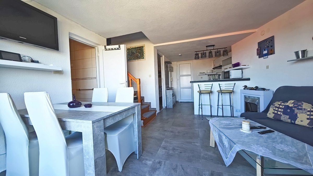 Malinska, appartamento duplex vicino al centro e al mare! Ottima posizione!