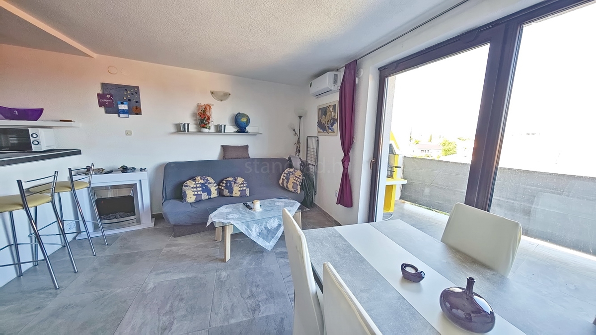 Malinska, appartamento duplex vicino al centro e al mare! Ottima posizione!