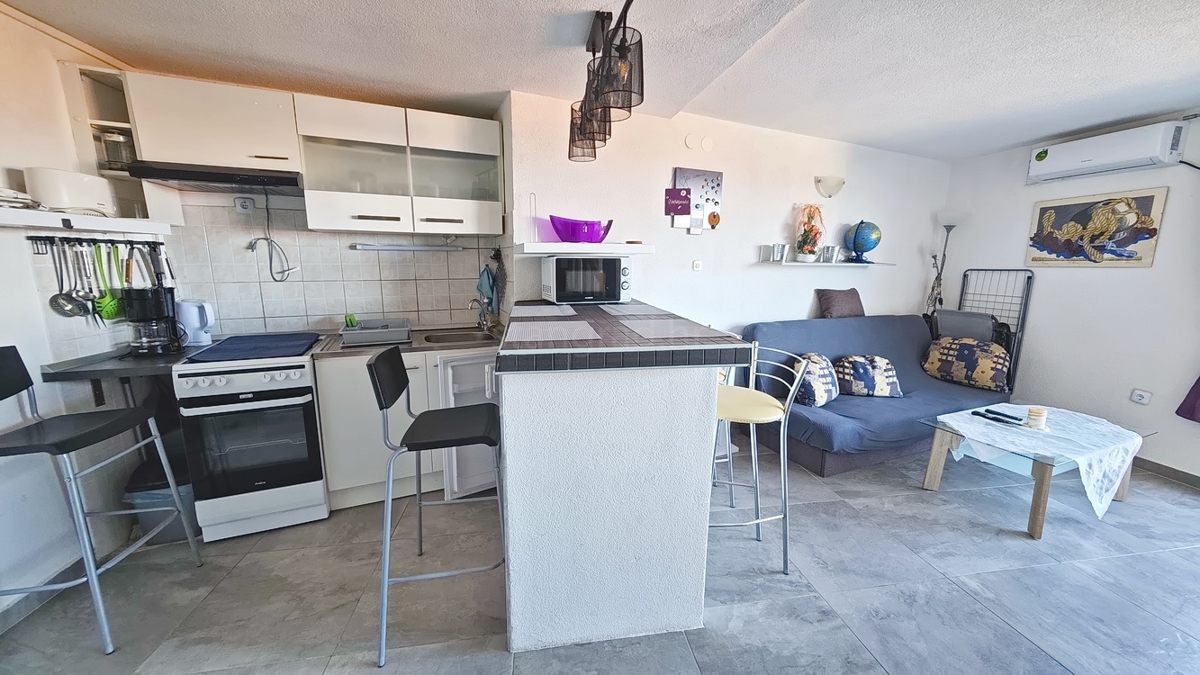 Malinska, appartamento duplex vicino al centro e al mare! Ottima posizione!