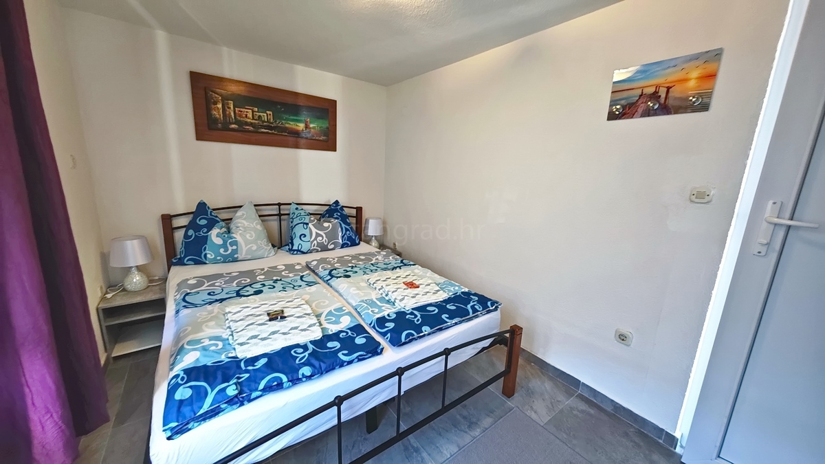 Malinska, appartamento duplex vicino al centro e al mare! Ottima posizione!