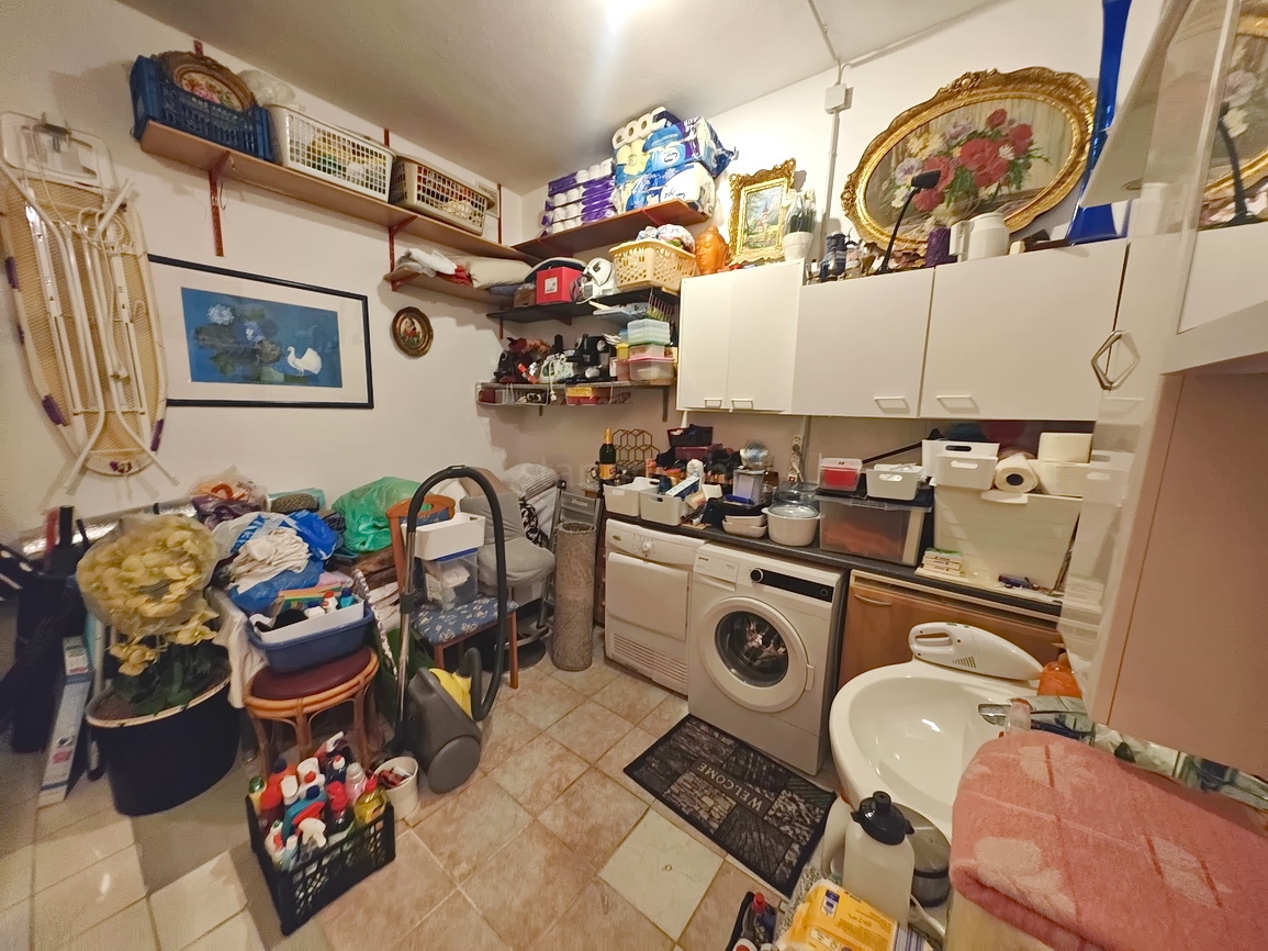 Baška, appartamento arredato prima fila al mare!