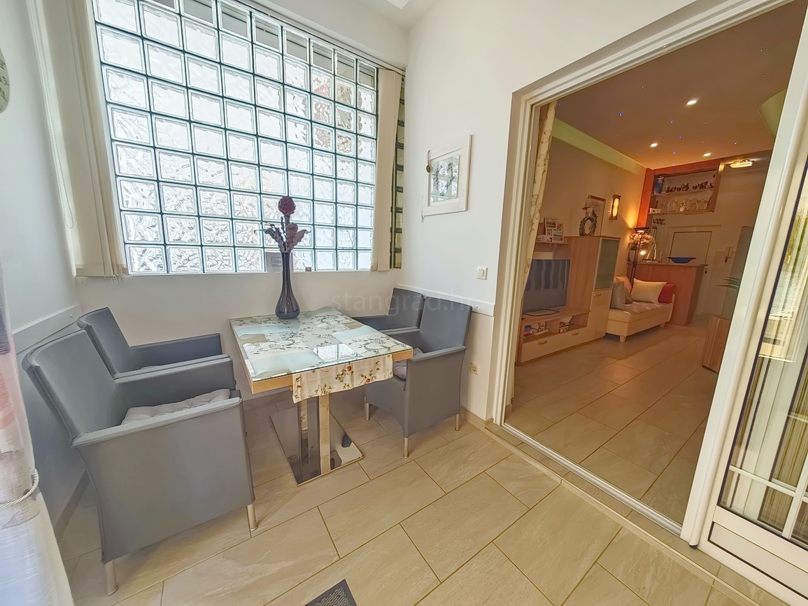 Baška, appartamento arredato prima fila al mare!