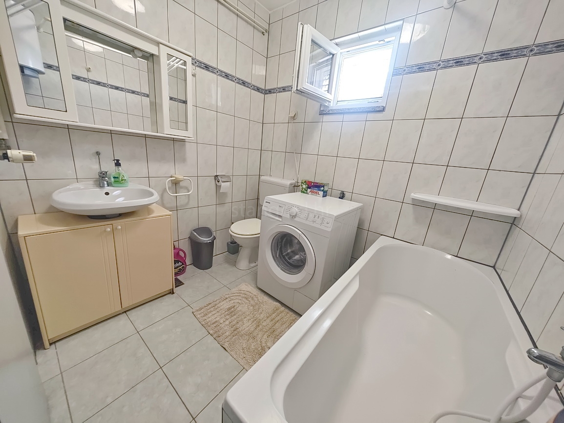 Krk, appartamento bilocale al 1° piano in ottima posizione!